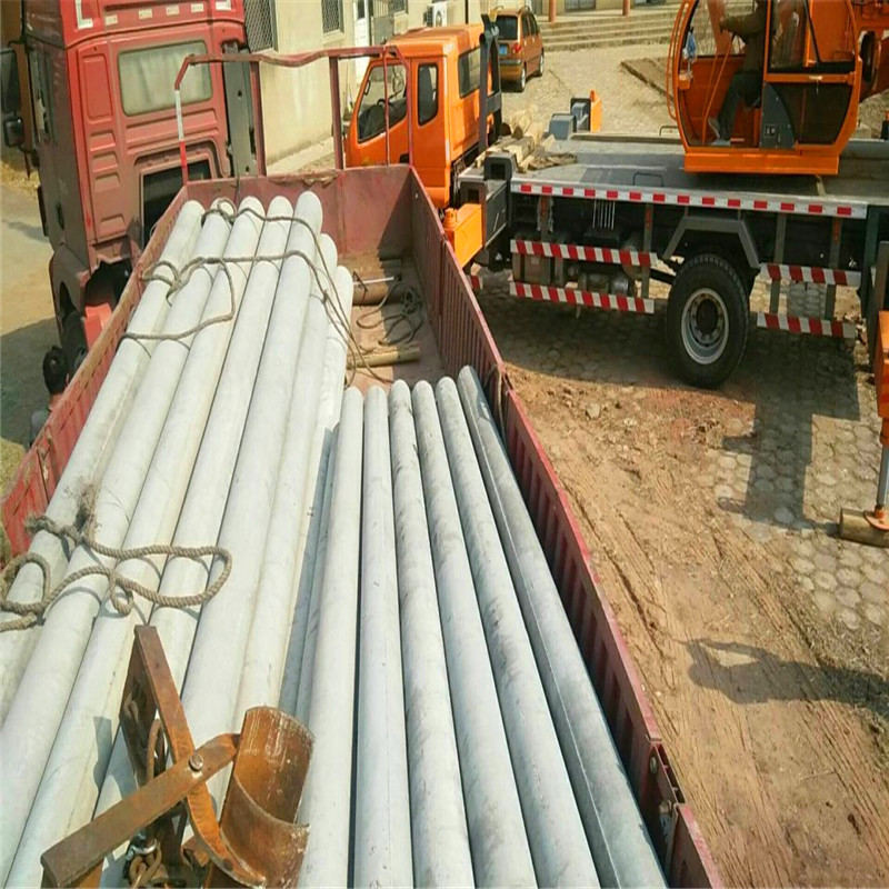 組裝焊接水泥電線(xiàn)桿應該怎么做