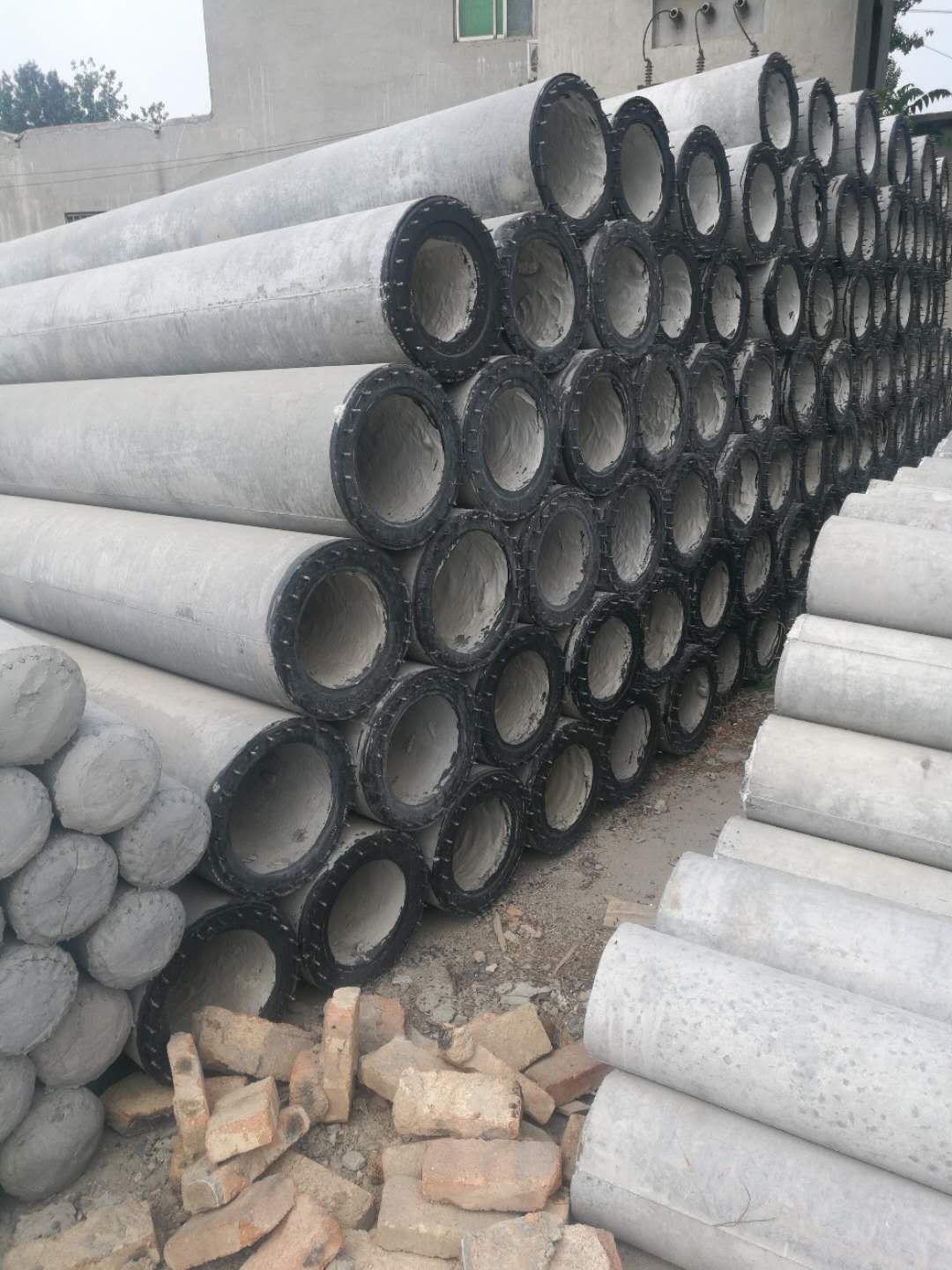 關(guān)于水泥電桿承載力和抗風(fēng)計算